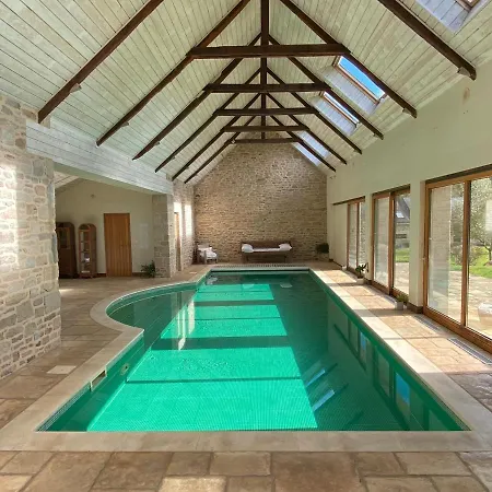 Villa Domaine De Coat Cren I Manoir Xviiie Siecle, Maisons De Charmes Et D'hotes
