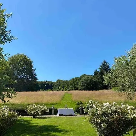 Domaine De Coat Cren I Manoir Xviiie Siecle, Maisons De Charmes Et D'hotes * Ploerdut